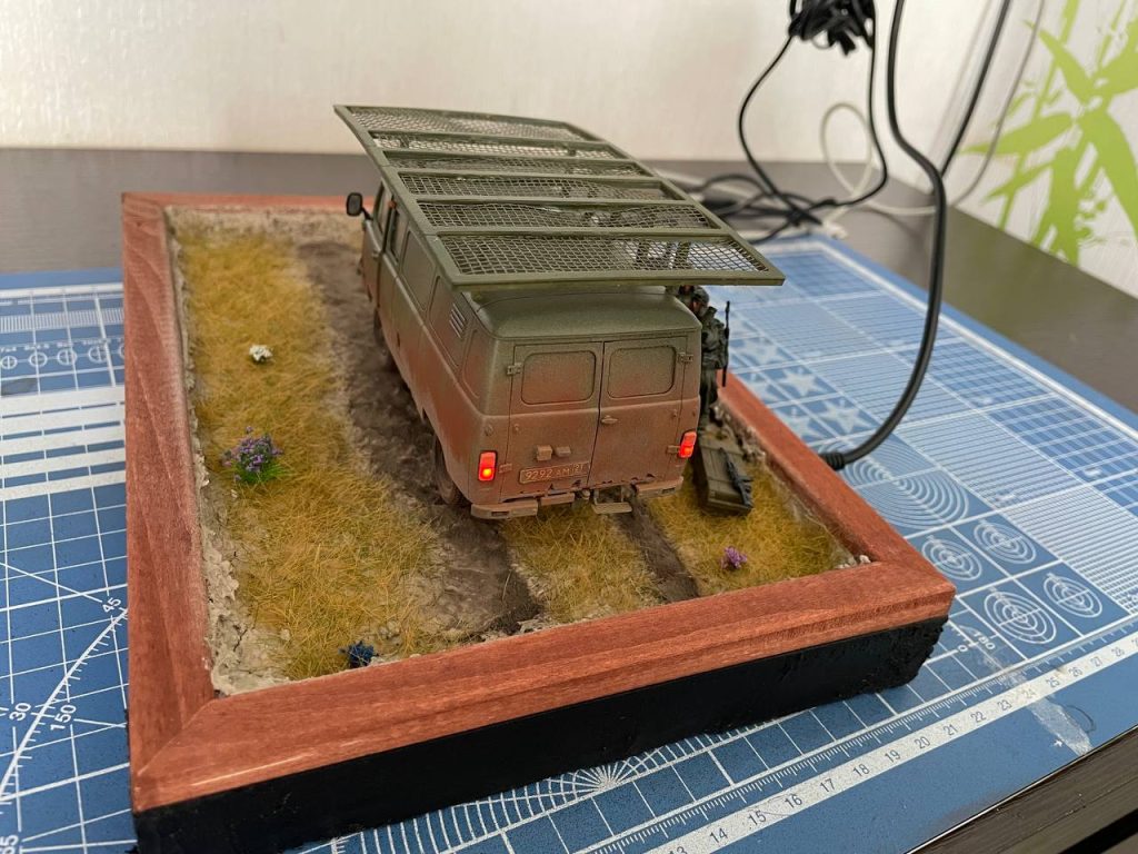 Диорама с Буханкой 1/35 Диорама с Буханкой 1/35