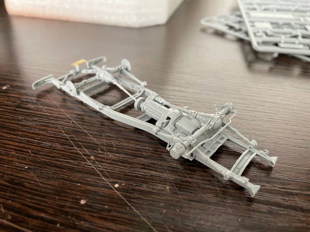 Сборка рамы буханки в масштабе 1/35 Сборка рамы буханки в масштабе 1/35