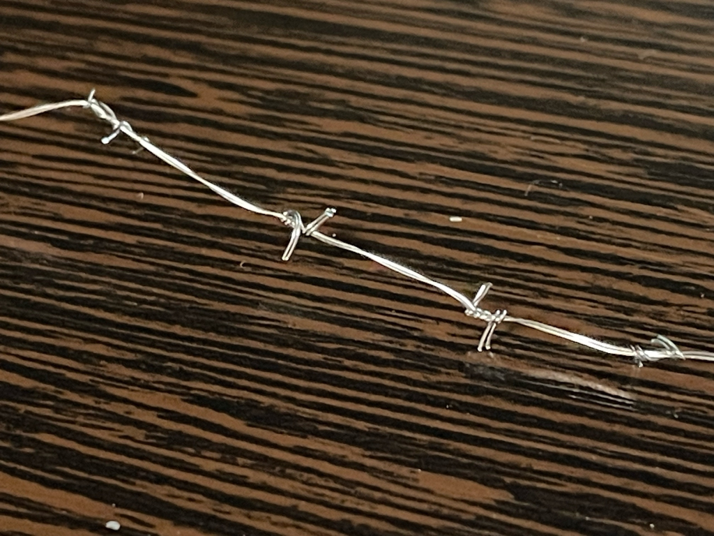 колючая проволока своими руками